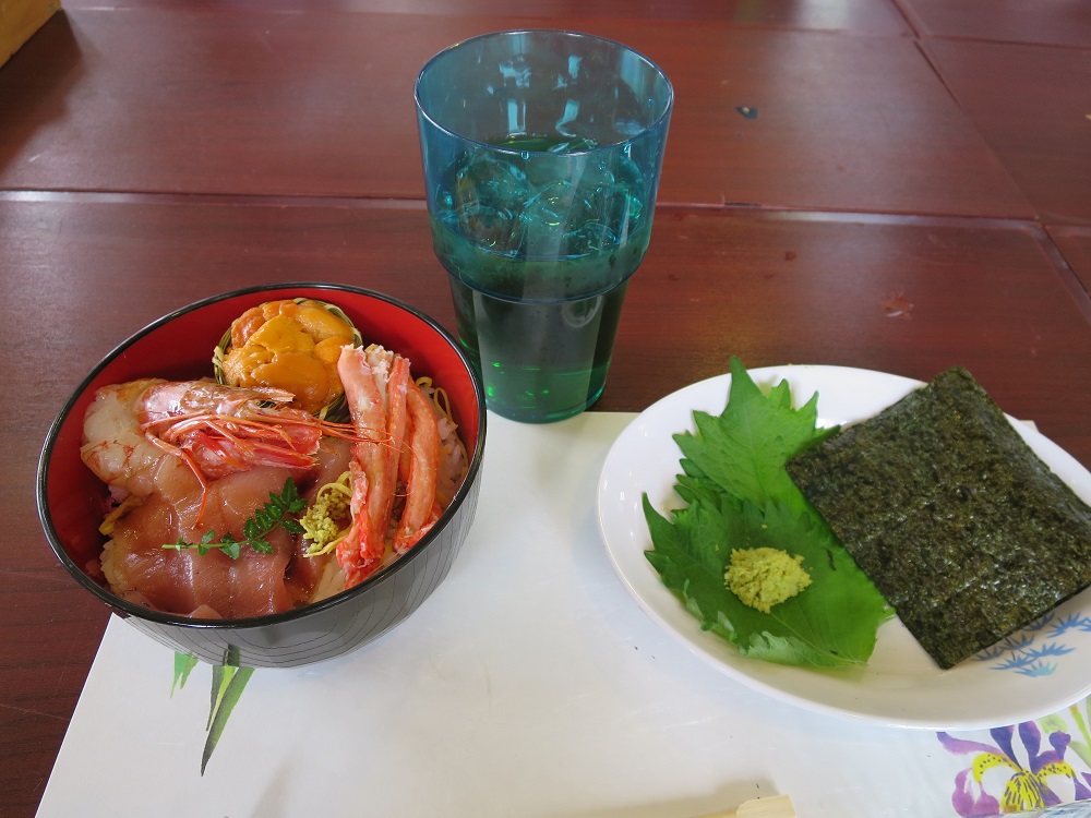 大阪特色渔船餐厅海里丸