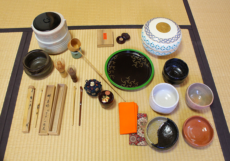 茶道具や茶室に飾る工芸品