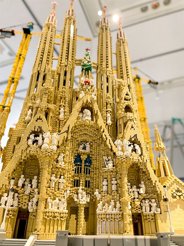 レゴ展心斎橋PARCOのレゴで作られたサグラダ・ファミリア
