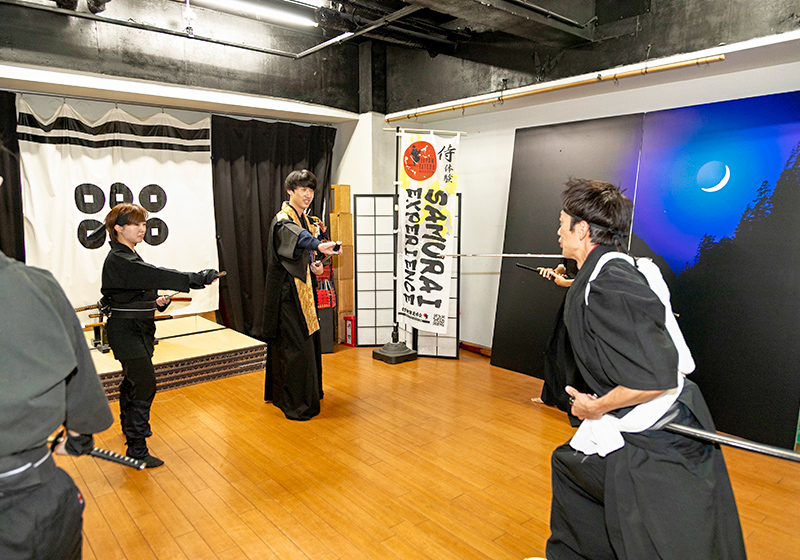 samurai drawing swords at the Japan Sword Fighting Association in Osaka