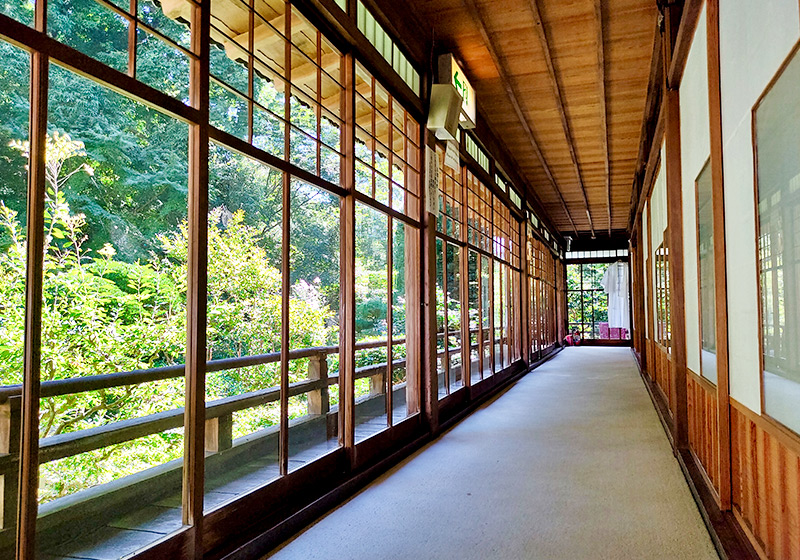 corridors by the garden of Senju-in shukubo temple at Shigisan in Nara