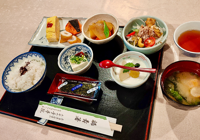 breakfast at Senjuin shukubo temple lodging at Shigisan