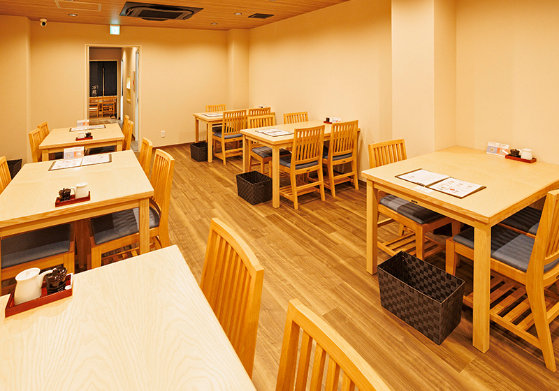 落ち着いた雰囲気がするうなぎ万蔵の店内